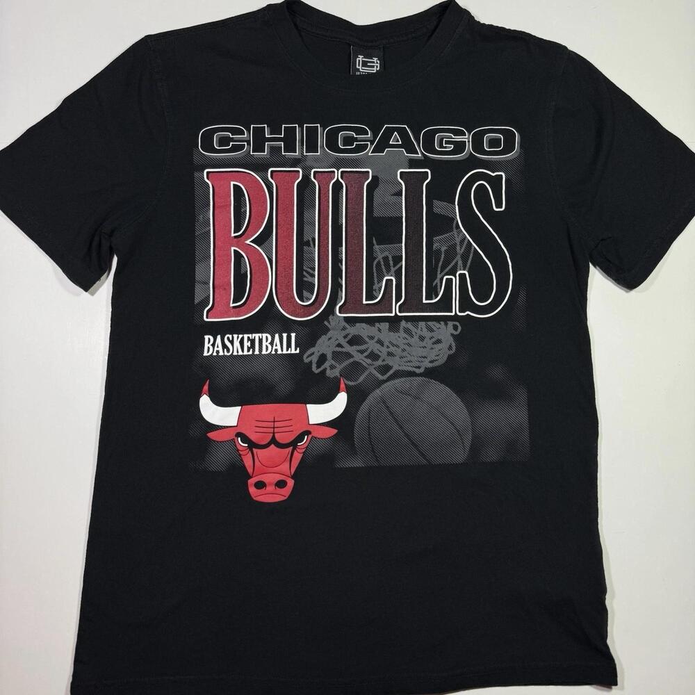 Adult  Chicago Bulls Basketball T-Shirt Ultra Game Brand Black Shirt